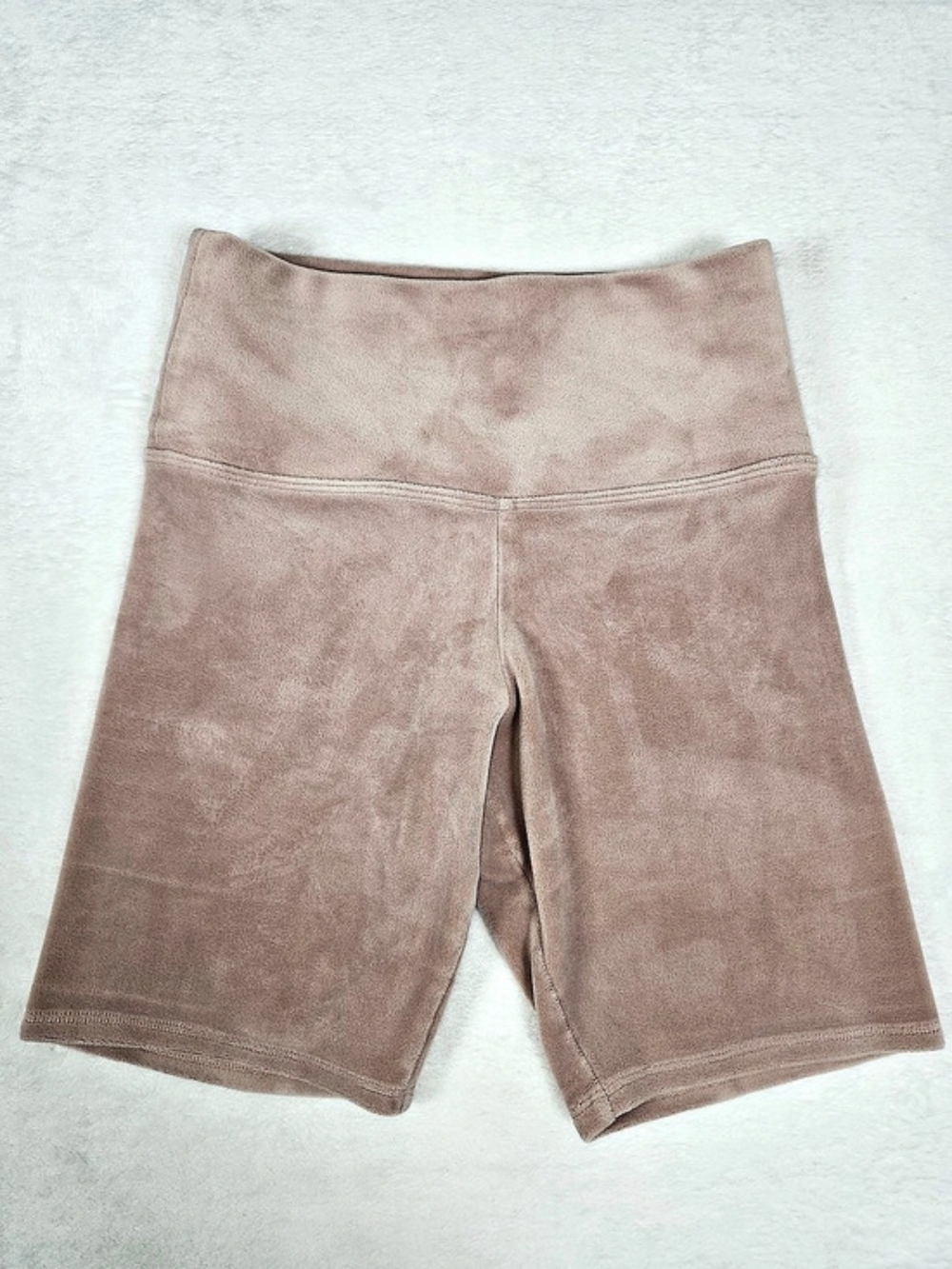 Colsie Velour Bike Shorts in Pink Size XS